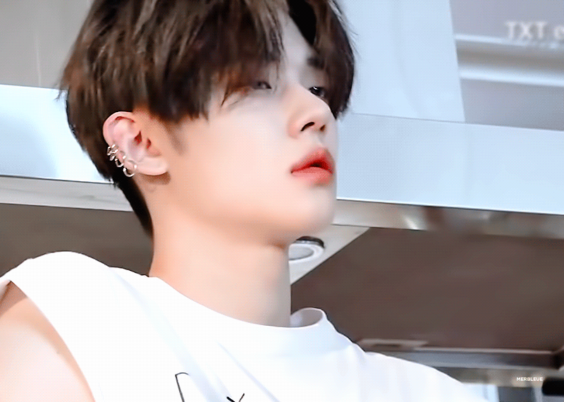 [잡담] 투바투 연준 이런 유리멘탈 모먼트 좋다 | 인스티즈