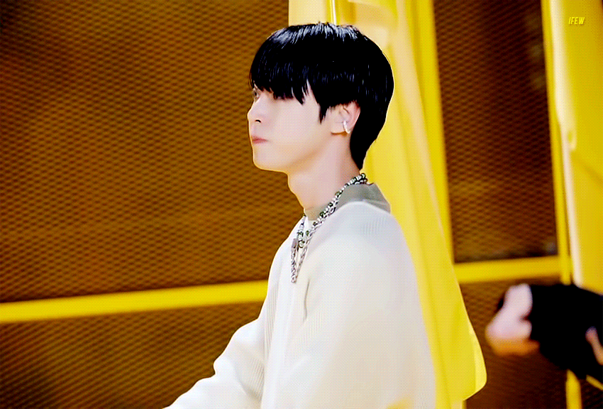 [잡담] 그냥 자기전에 내가 좋아하는 도영이 짤 올려야지 | 인스티즈