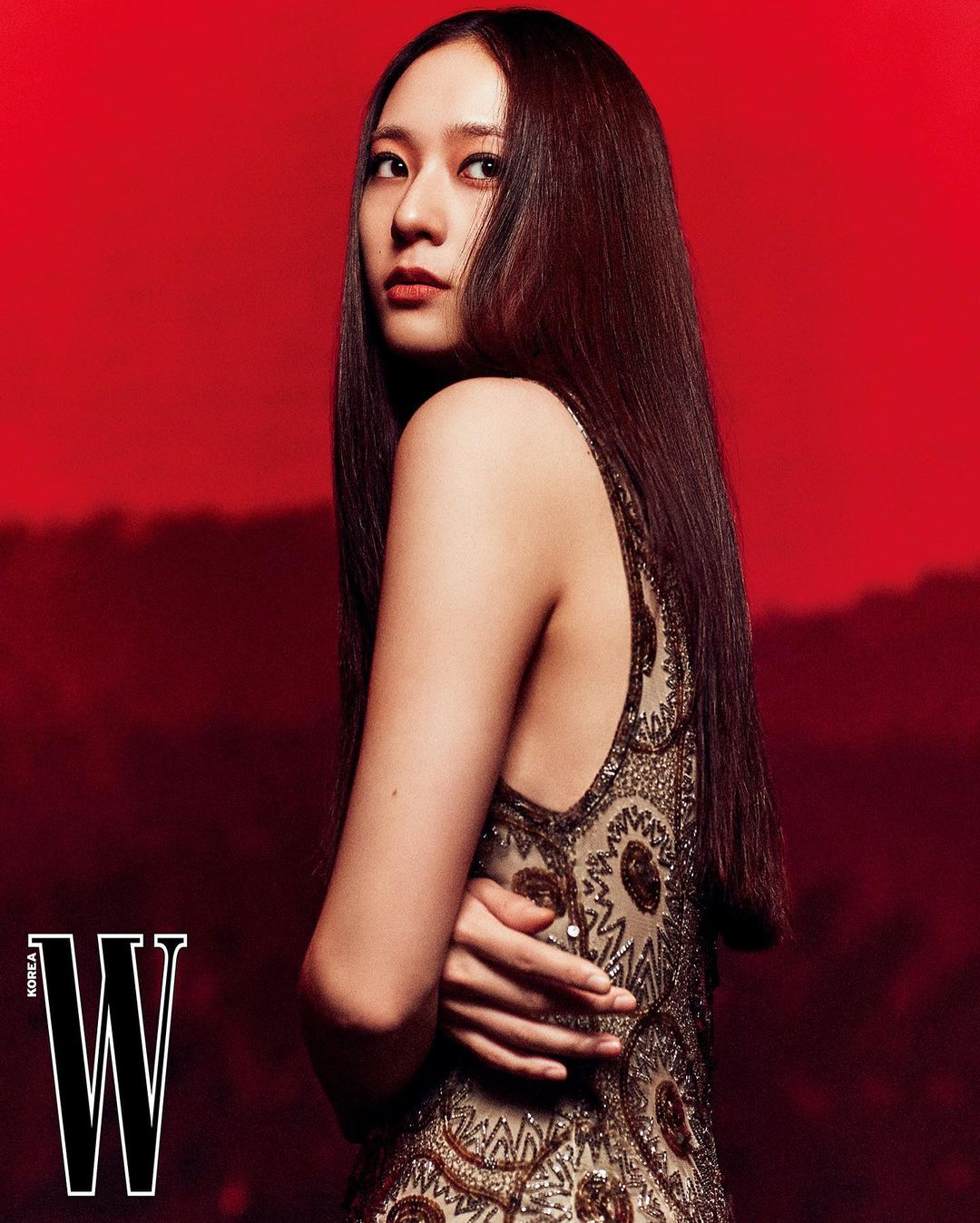 [정보/소식] W korea 더블유코리아 12월 커버 송강, 화사, 크리스탈 | 인스티즈