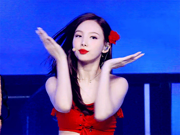 [잡담] 나연 레전드 무대 이거 아니야??? | 인스티즈