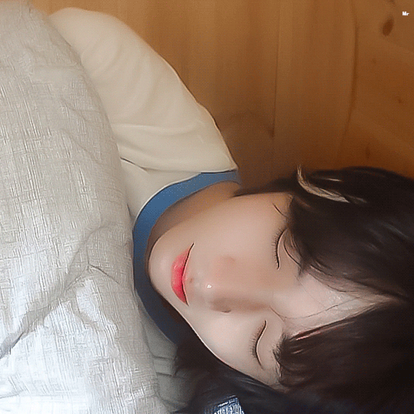 [잡담] 소속사가 우리 애를 자꾸 눕히는데요 | 인스티즈