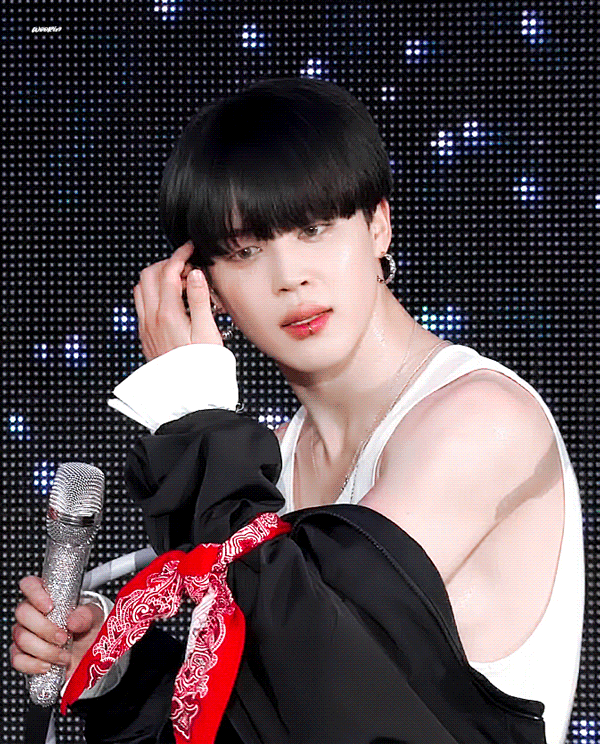 [잡담] 방탄 지민 입술 피어싱 잠깐 했을때 | 인스티즈