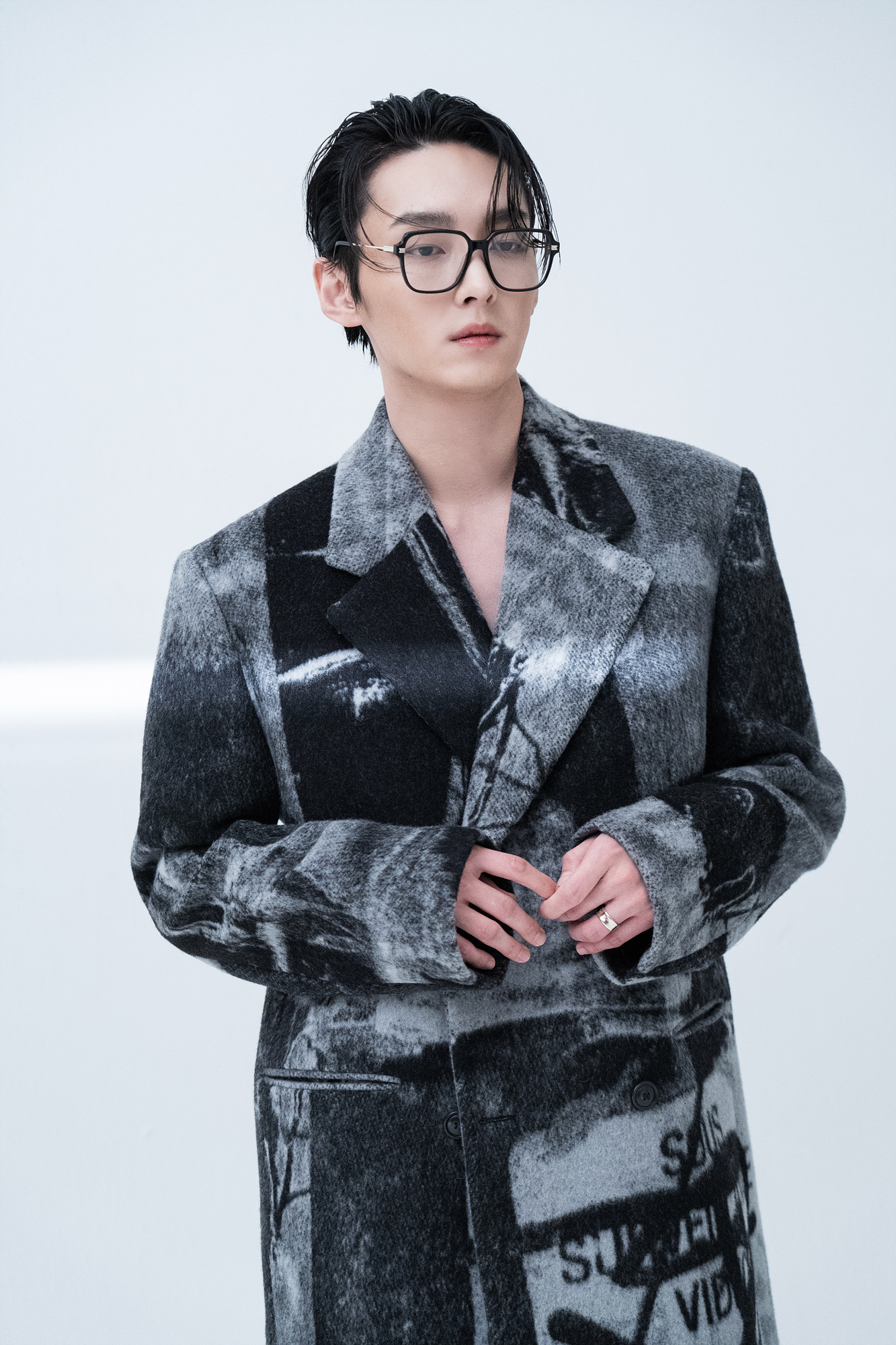 [잡담] 슾구 무슨 더듬이 머리들을 해놓고도; | 인스티즈