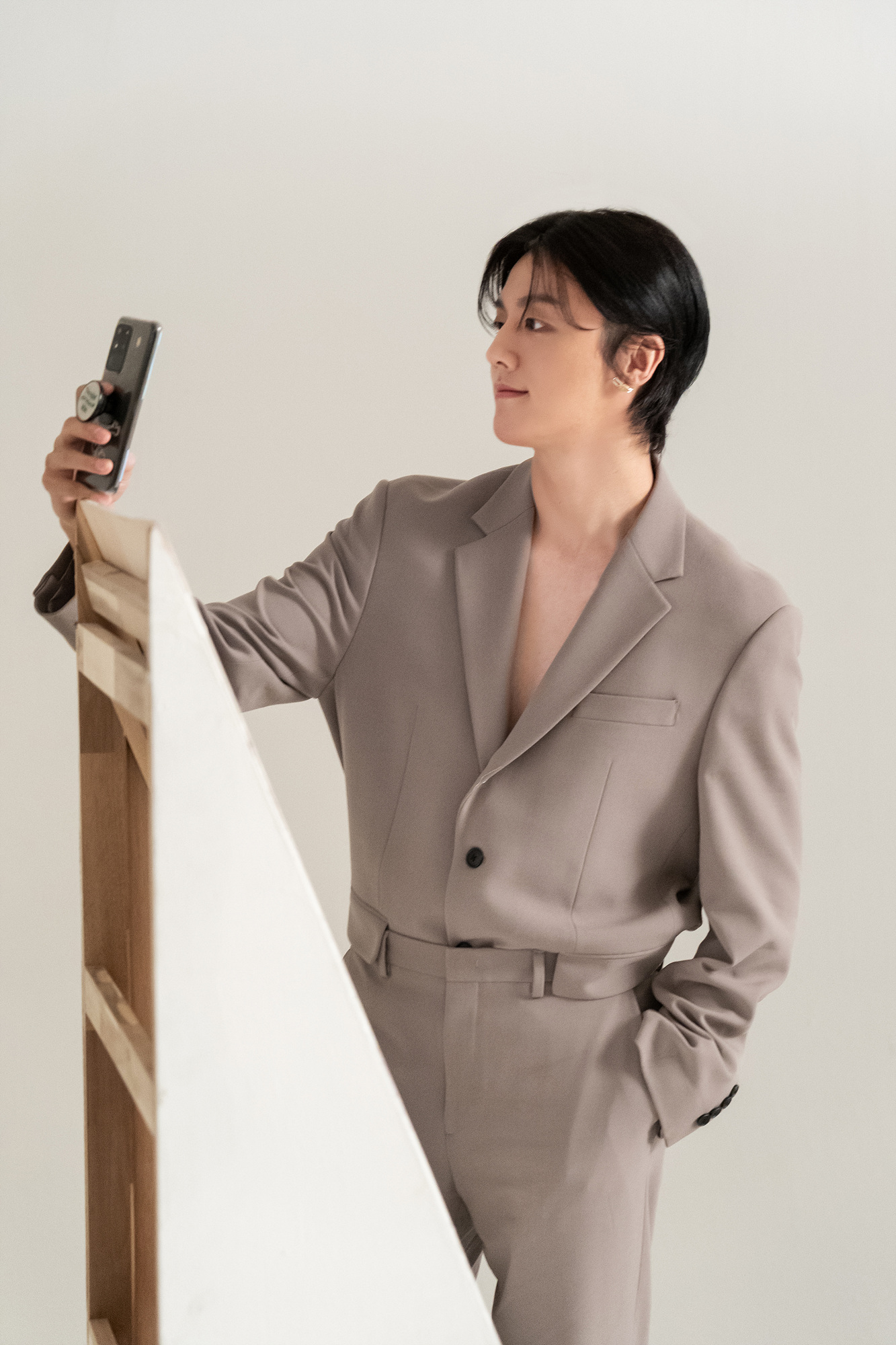 [잡담] 슾구 무슨 더듬이 머리들을 해놓고도; | 인스티즈