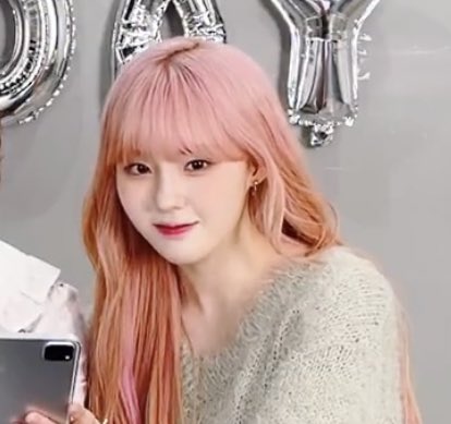 [잡담] 김채현 너무 좋아 너무 귀엽고 이뻐 !!! | 인스티즈