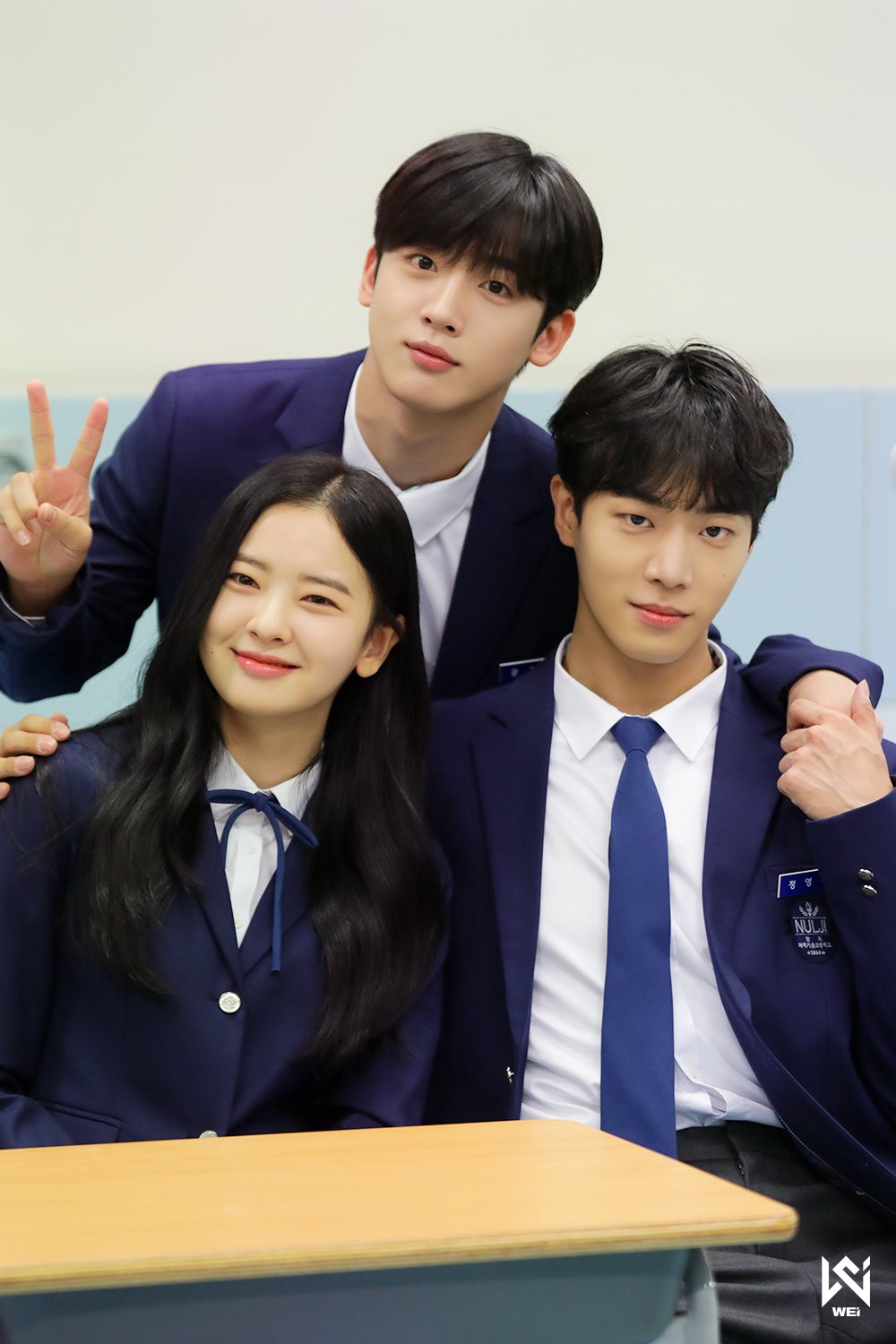 [잡담] 학교2021 남주랑 섭남 그림체 완전 반대다,, | 인스티즈