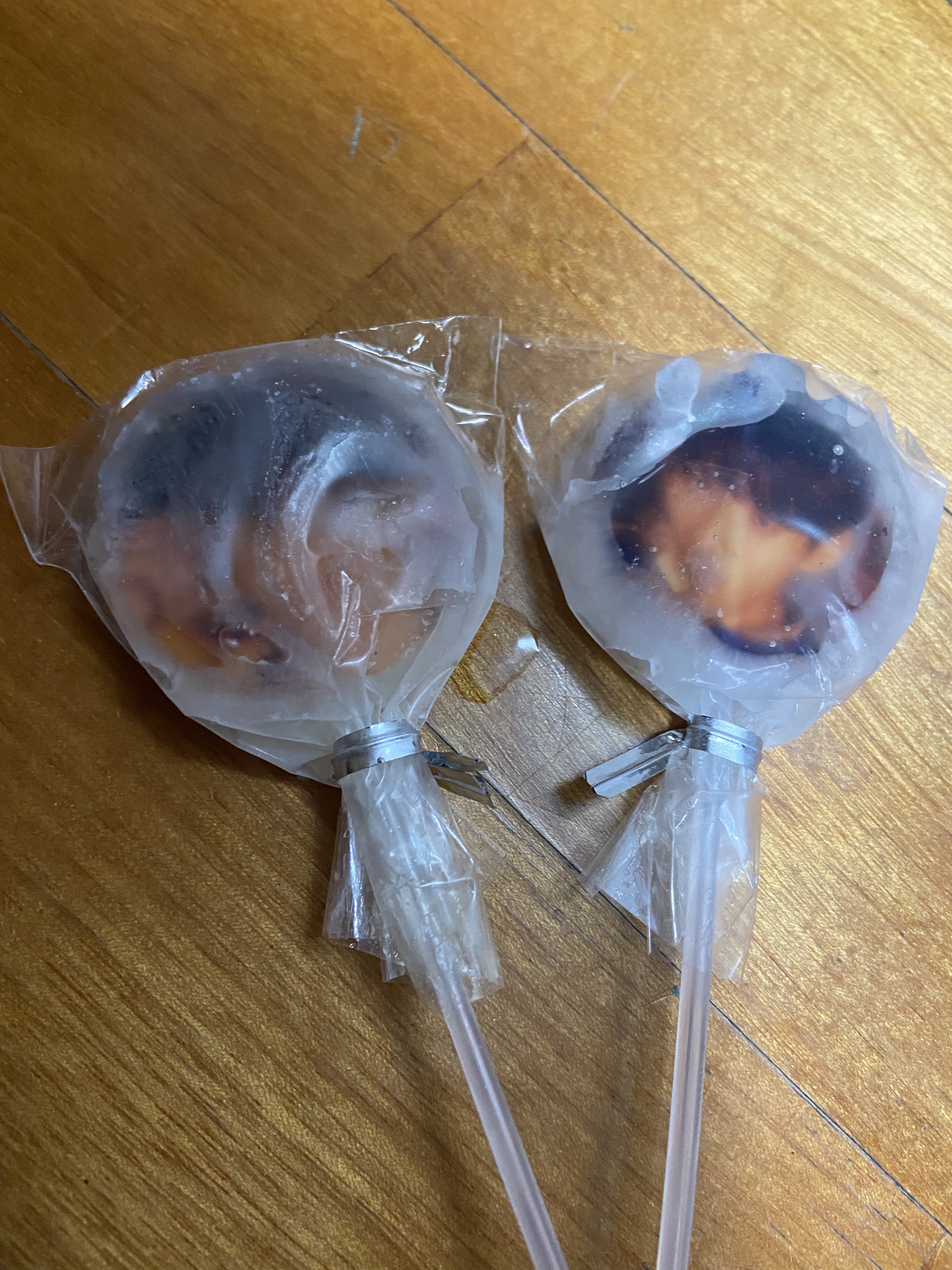 [잡담] 유통기한도 지났지만 형태를 알아볼수 없는 비투비 아아 사탕 | 인스티즈