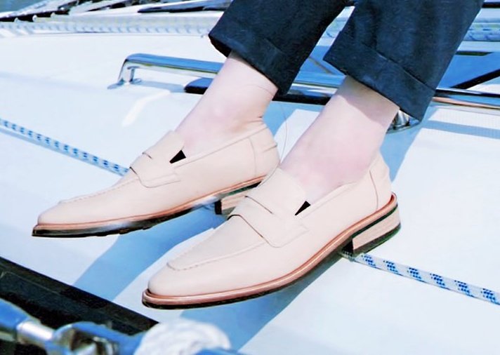 [잡담] 발목만 보면 ㄹㅇ 여돌이래도 믿을듯...... | 인스티즈