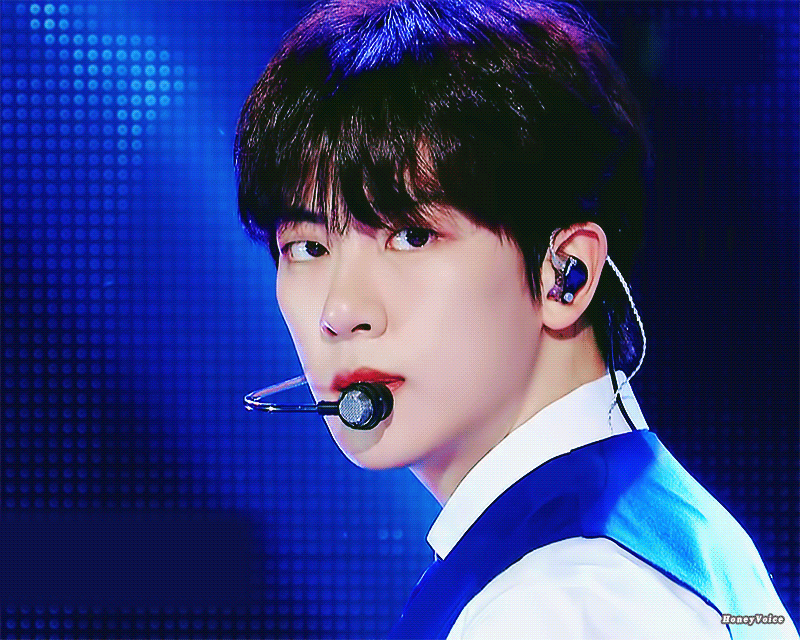 [잡담] 김지범 음중 조명이랑 진짜 너무 잘어울려 | 인스티즈