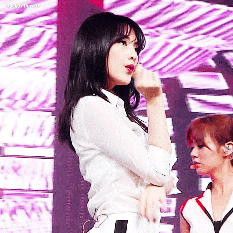 [잡담] 이 용안 입덕직캠 볼생각 하니까 설레서 잠도안옴 | 인스티즈