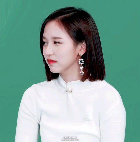 [잡담] 트와 미나 진짜 취미로 아이돌 하는 사모님 모먼트다....... | 인스티즈