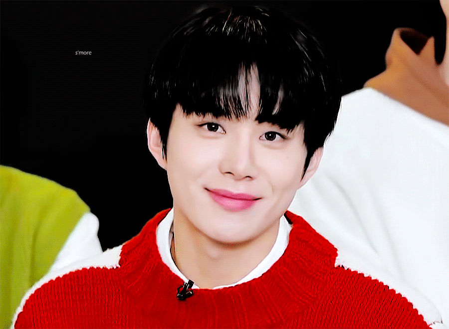 [잡담] 정우 머리색이랑 기장 따라서 느낌 완전 다름.... (당연함 그렇지만 잘생김) | 인스티즈