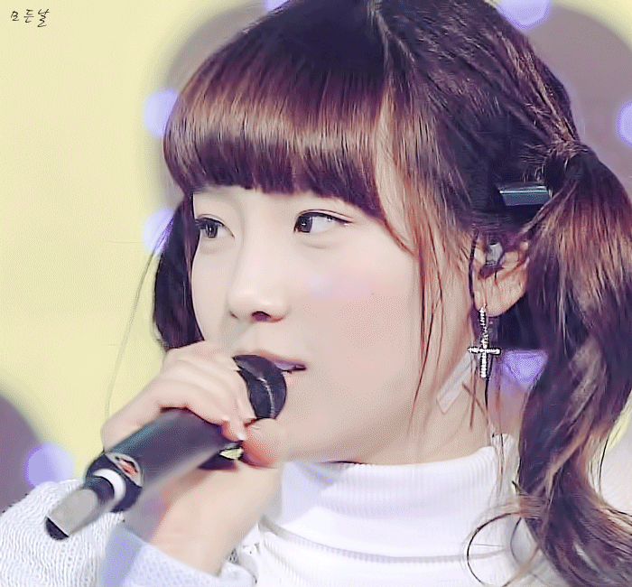 [잡담] 와 진짜 김태연 뱀파이어인 거 들켰다 | 인스티즈