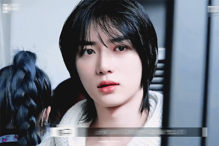 [잡담] 아악 투바투 범규 방시혁이 에스코트할상이라는거 개웃곀ㅋㅋㅋㅜㅜ | 인스티즈