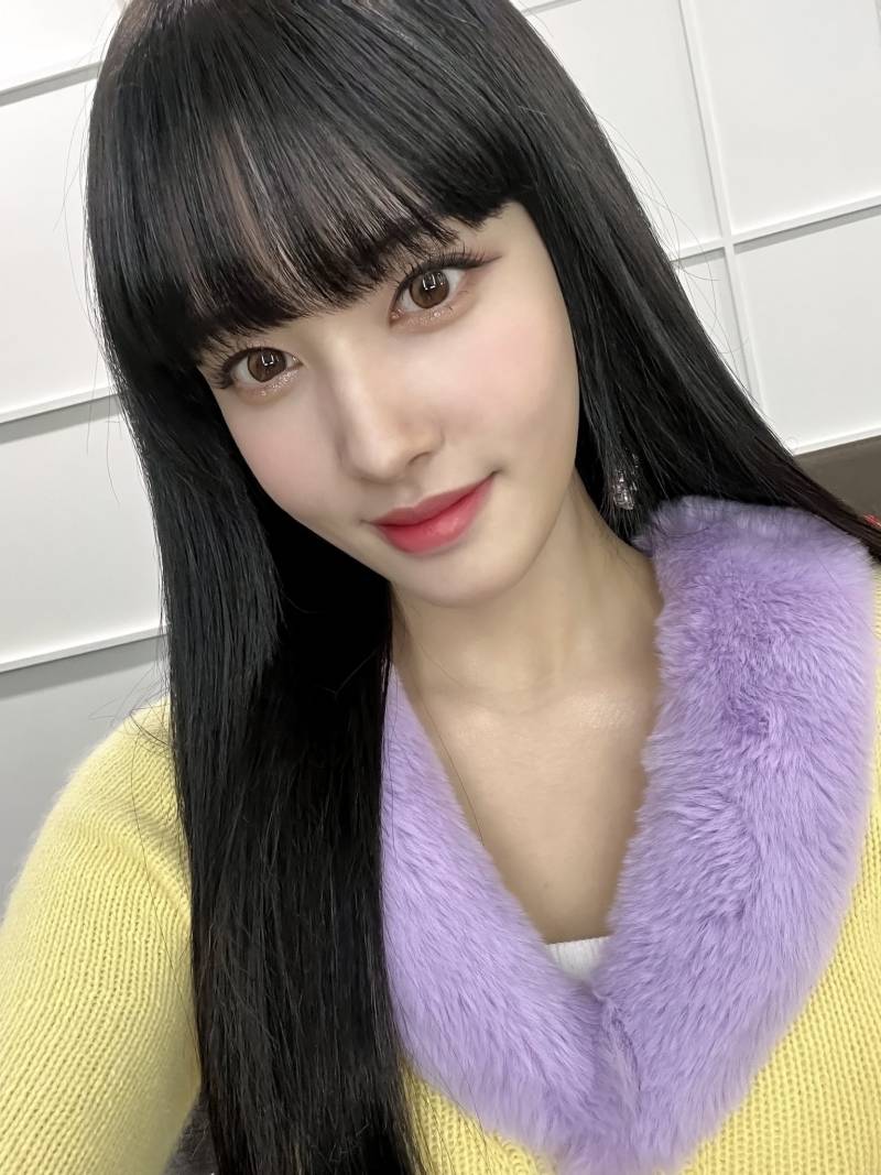스테이씨 윤 셀카 모음 - 인스티즈(instiz) 이슈 카테고리