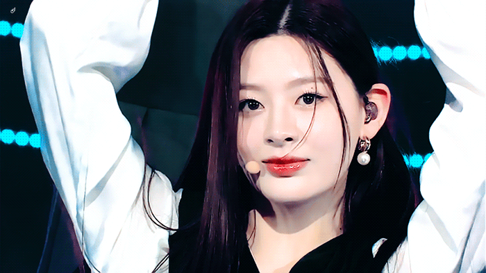 [OnAir] 스테이씨도 버터플라이 제목의 노래를 보유한 아이돌이 된다 ㅋㅋㅋㅋㅋ | 인스티즈