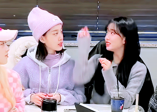 어제자 스테이씨 브이앱 gif | 인스티즈