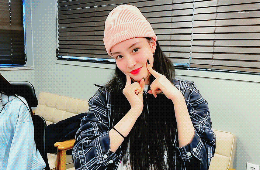 어제자 스테이씨 브이앱 gif | 인스티즈