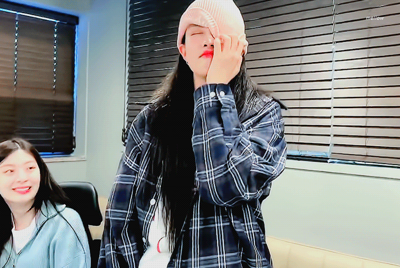 어제자 스테이씨 브이앱 gif | 인스티즈