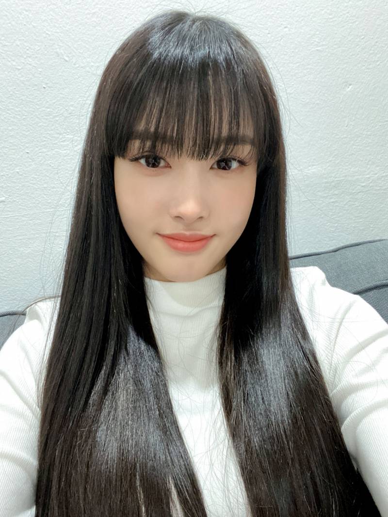 스테이씨 윤 셀카 모음 - 인스티즈(instiz) 이슈 카테고리