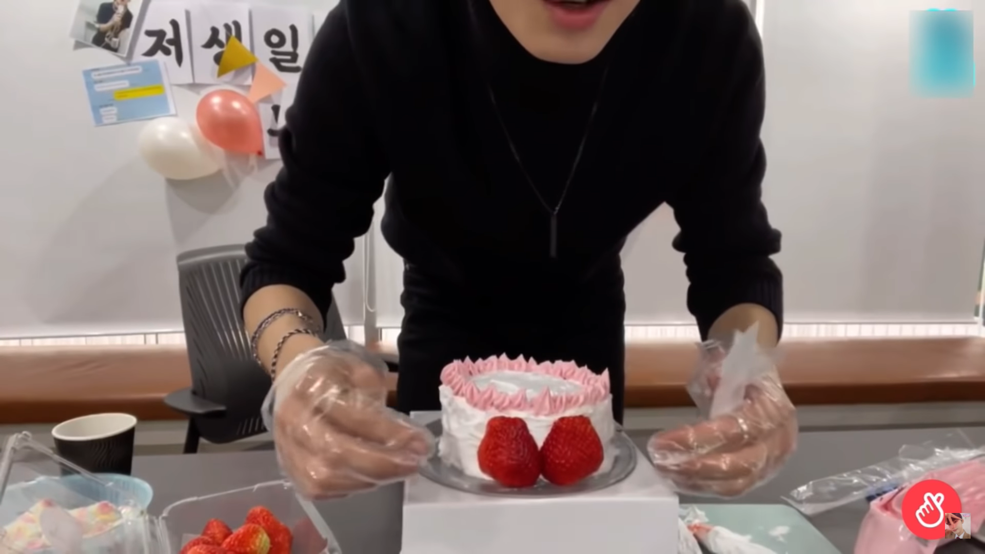 [잡담] 더보이즈 이거 누구야?? | 인스티즈