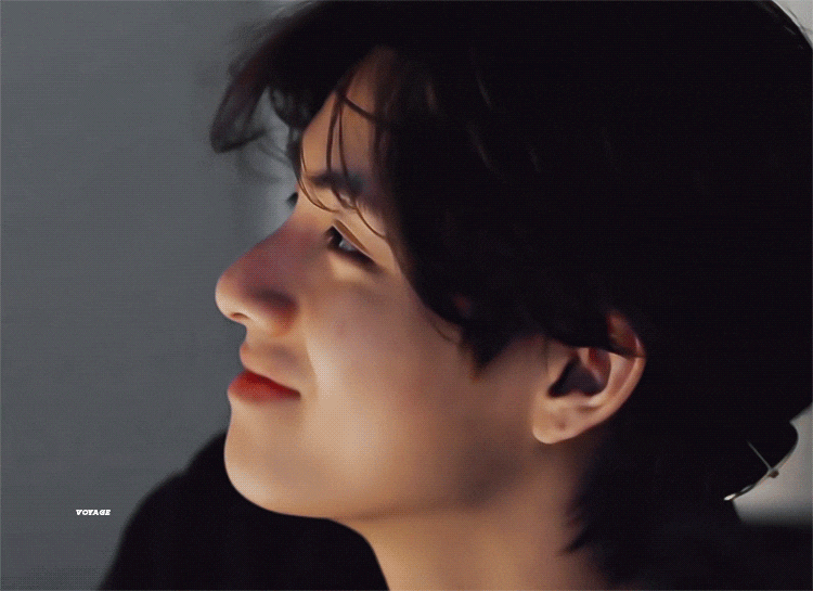 [잡담] 방탄 뷔…. 뭔가 어디엔가는 이런 사람 있을것 같아서 설레는 짤들 줄게 | 인스티즈