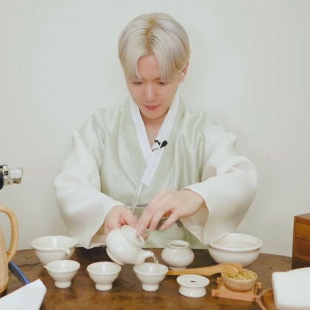 [정보/소식] 🇰🇷 한복 🇰🇷입은 아이돌들 모음👏🏻 | 인스티즈