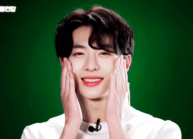 [잡담] 우리 막냉이 이렇게 웃을때마다 너무 귀여워서 염통이 쫄깃해짐ㅠㅠㅠㅠㅠ | 인스티즈