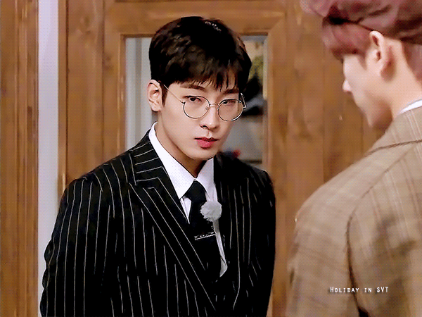 [잡담] 전원우 흔치않은 안경캐인거... | 인스티즈