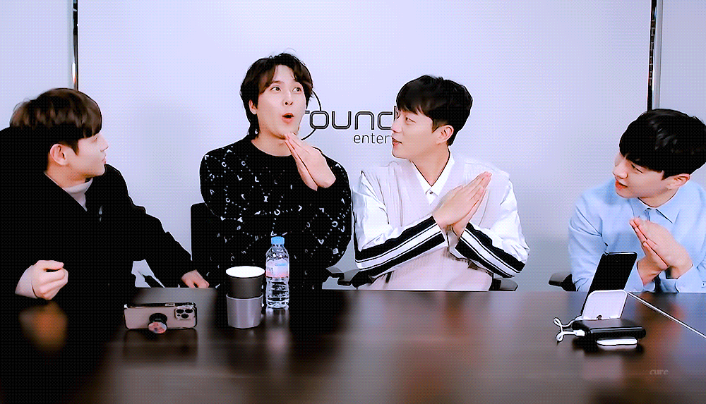 [잡담] 막냉이만 보면서 웃는 형들 너무좋다ㅋㅋㅋㅋㅋㅋㅋ(ㅈㅇ 하이라이트) | 인스티즈