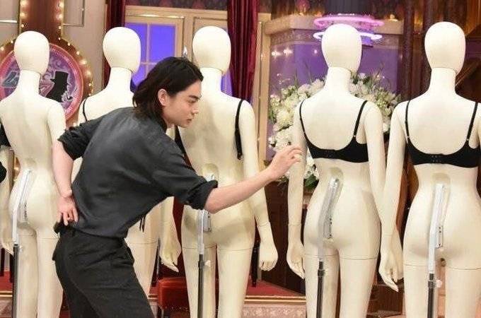 브라끈 푸는 걸 자랑하는 일본 남배우 | 인스티즈