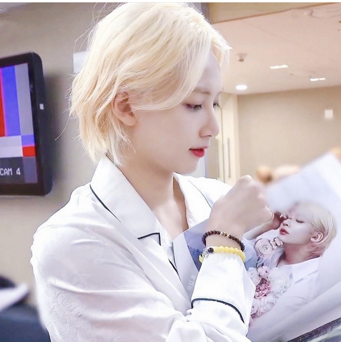 [잡담] 인스타보는데 이 두 사진이 나란히 떠(ㅈㅇ 세븐틴 정한 | 인스티즈