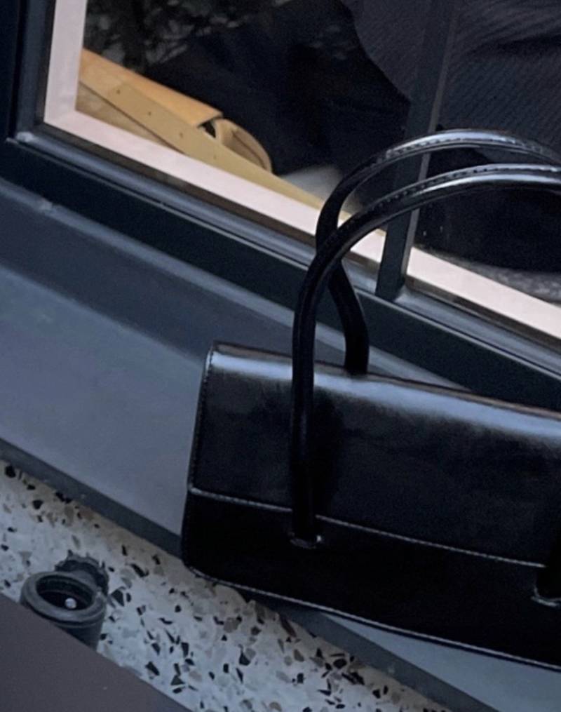 이거 가방 어디꺼일까.. | 인스티즈