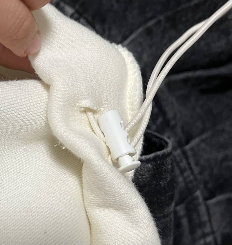 크롭맨투맨 안에 있는 쪼리????고무줄???이거 어떻게 정리해? | 인스티즈