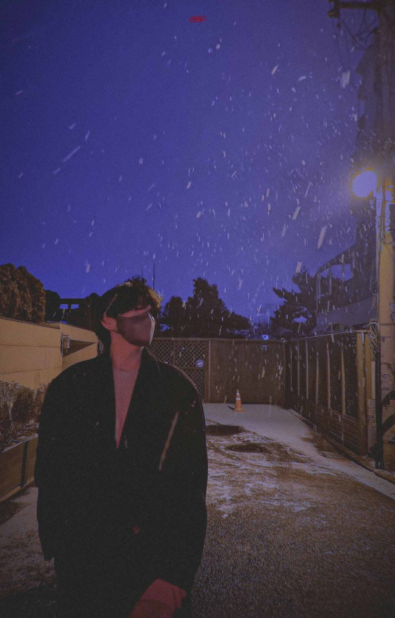 [잡담] 비오던 날 65세 무명화가 인생의 첫 손님이 된 방탄 뷔 | 인스티즈