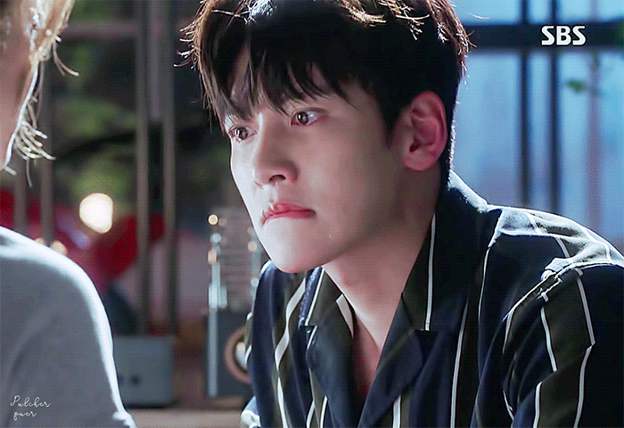 [잡담] 내 이상형이 이목구비 자기주장 강한사람이거든? 근데 | 인스티즈