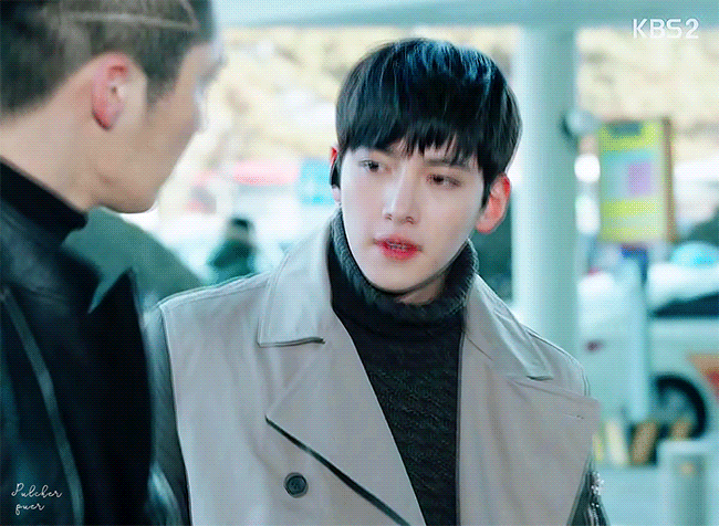 [잡담] 내 이상형이 이목구비 자기주장 강한사람이거든? 근데 | 인스티즈