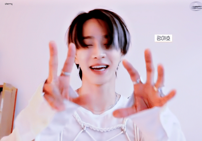 [잡담] 이기광 인생 첫 무물 레전드 ㄹㅇ별별 질문들 다 답변해줌 | 인스티즈