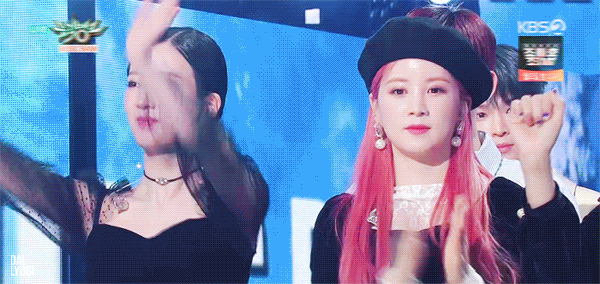 [잡담] 에이핑크 카메라 무빙이 너무 웃기다 | 인스티즈