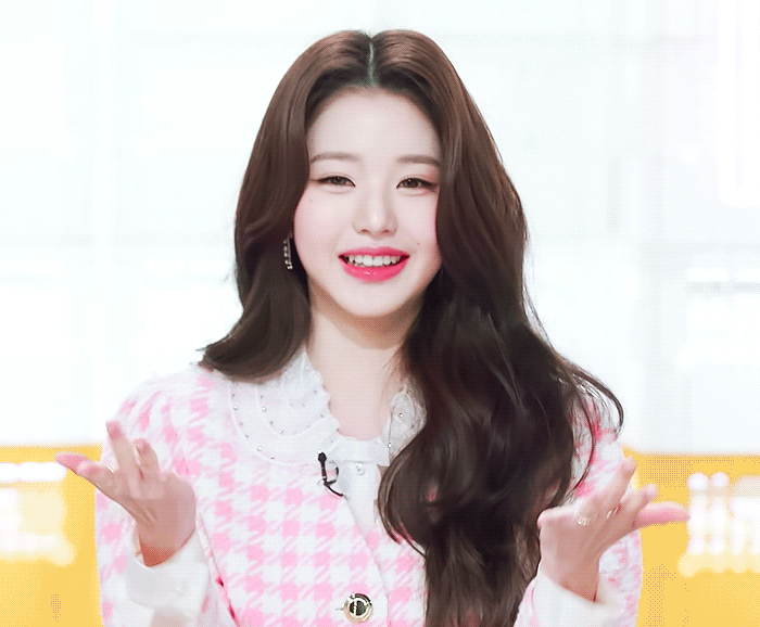 [잡담] 장원영 진짜... 원영이를 불행하게 하는 사람들을 ㄷㅏ 죽야버리고싶은 얼굴이다 | 인스티즈