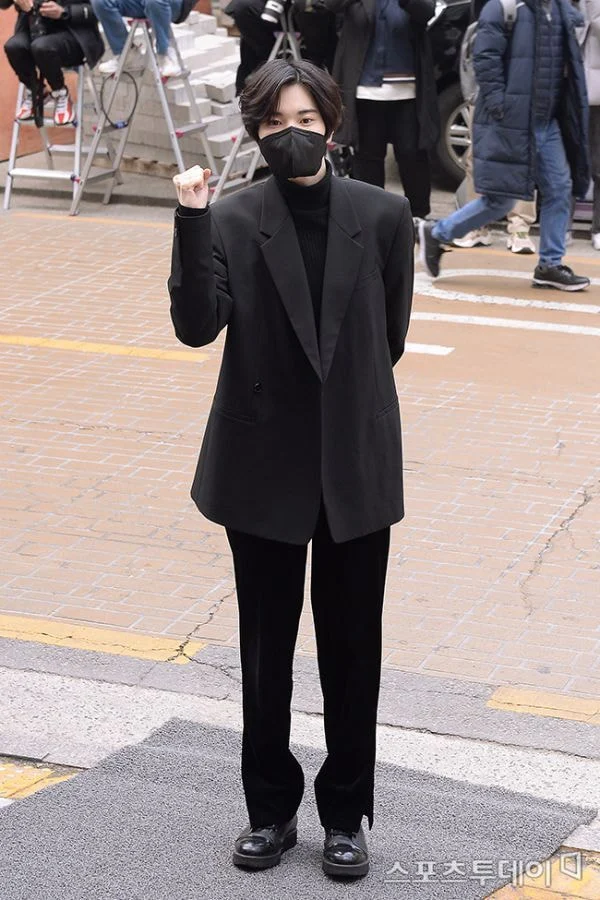 [잡담] 선거 옷 색으로 어쩌구 저쩌구 하는거 웬만하면 이해 안가는데(마플글, 길잃 아님) | 인스티즈