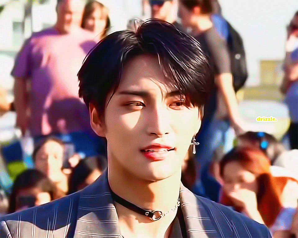 [잡담] 이 얼굴로 아이돌 해주셔서 감사합니다 | 인스티즈