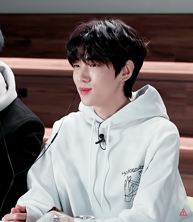 [잡담] 재찬이 귀여웡 | 인스티즈