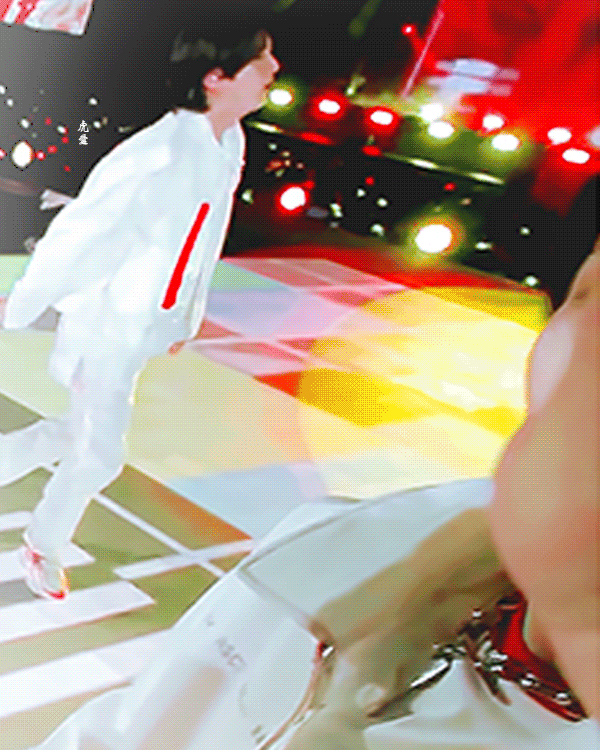 [잡담] 슈가 무대할 때 내가 좋아하는 것들... | 인스티즈