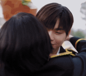 [잡담] 너나경에서 강다니엘이 채수빈 꽉 안아주는데 | 인스티즈