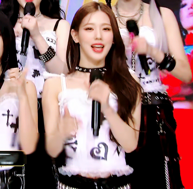 [잡담] 조미연 어제 인가에서 너무 예뻐서 박박울엇어 | 인스티즈