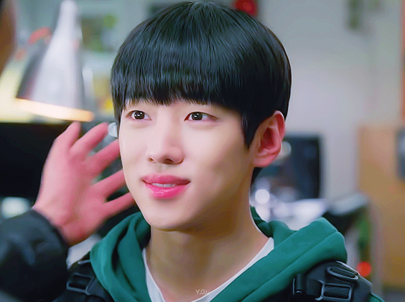 [잡담] 재찬이는 스타일링에 따라 진짜 다르게 보이네 | 인스티즈