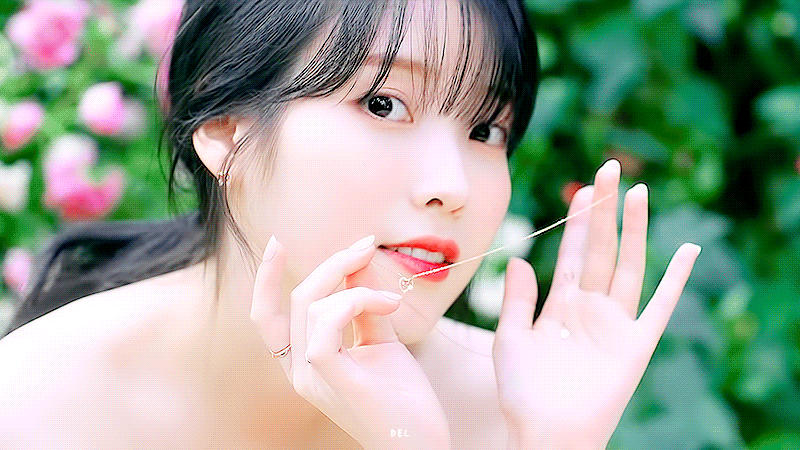 [잡담] 요즘 아이유 리즈 같지않아?? | 인스티즈