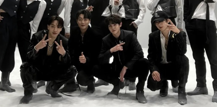 [잡담] 뮤비 댄서분들이랑 사진 떳다ㅈㅇ 하이라이트 | 인스티즈