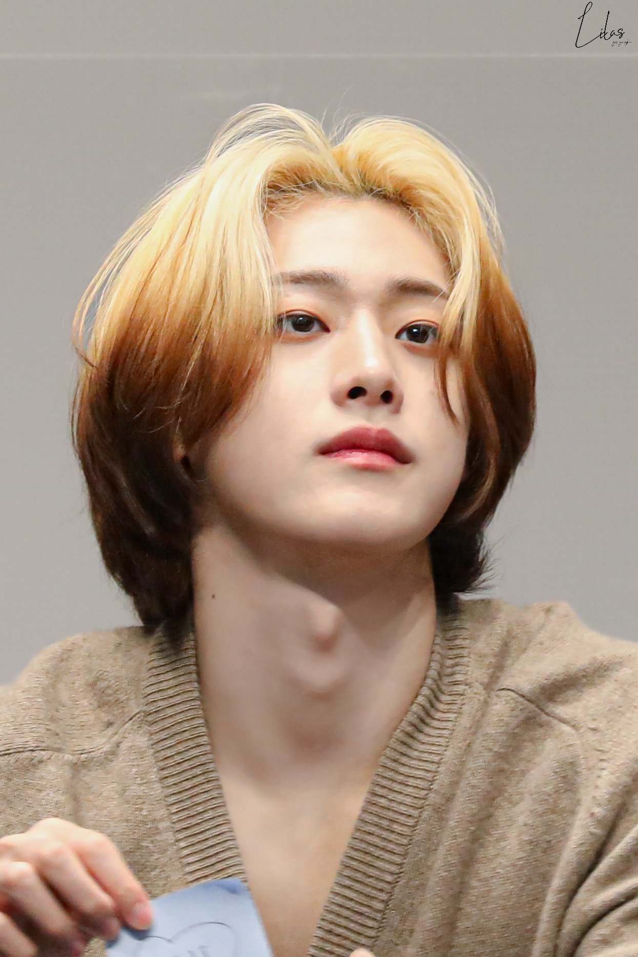 [잡담] 장발이 넘 잘어울리는 위아이 용하.jpg | 인스티즈